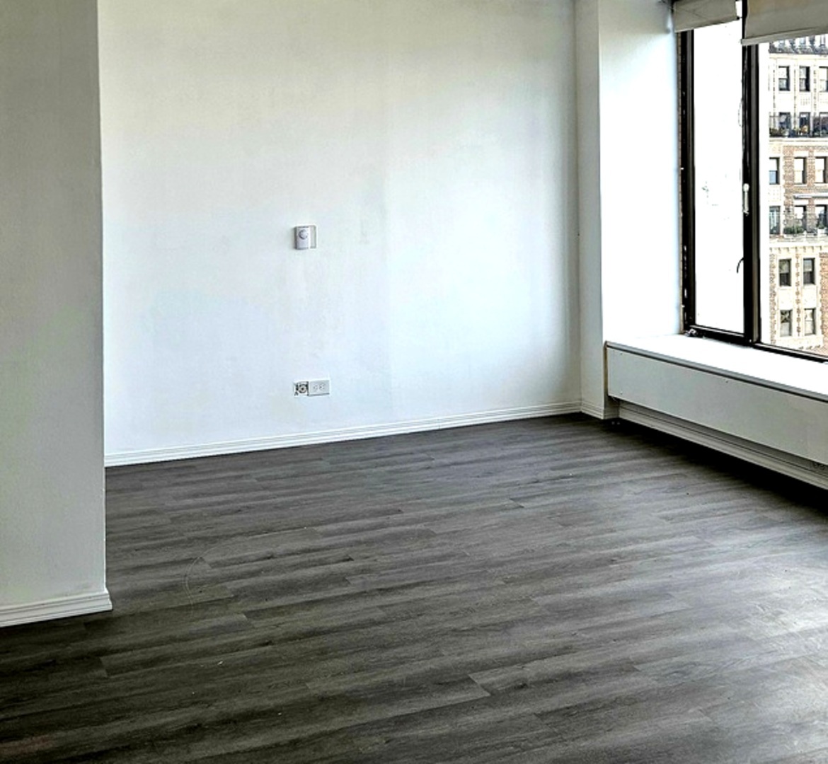 5455 N SHERIDAN Road 1807