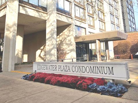 5455 N SHERIDAN Road 1807 Chicago IL 60640