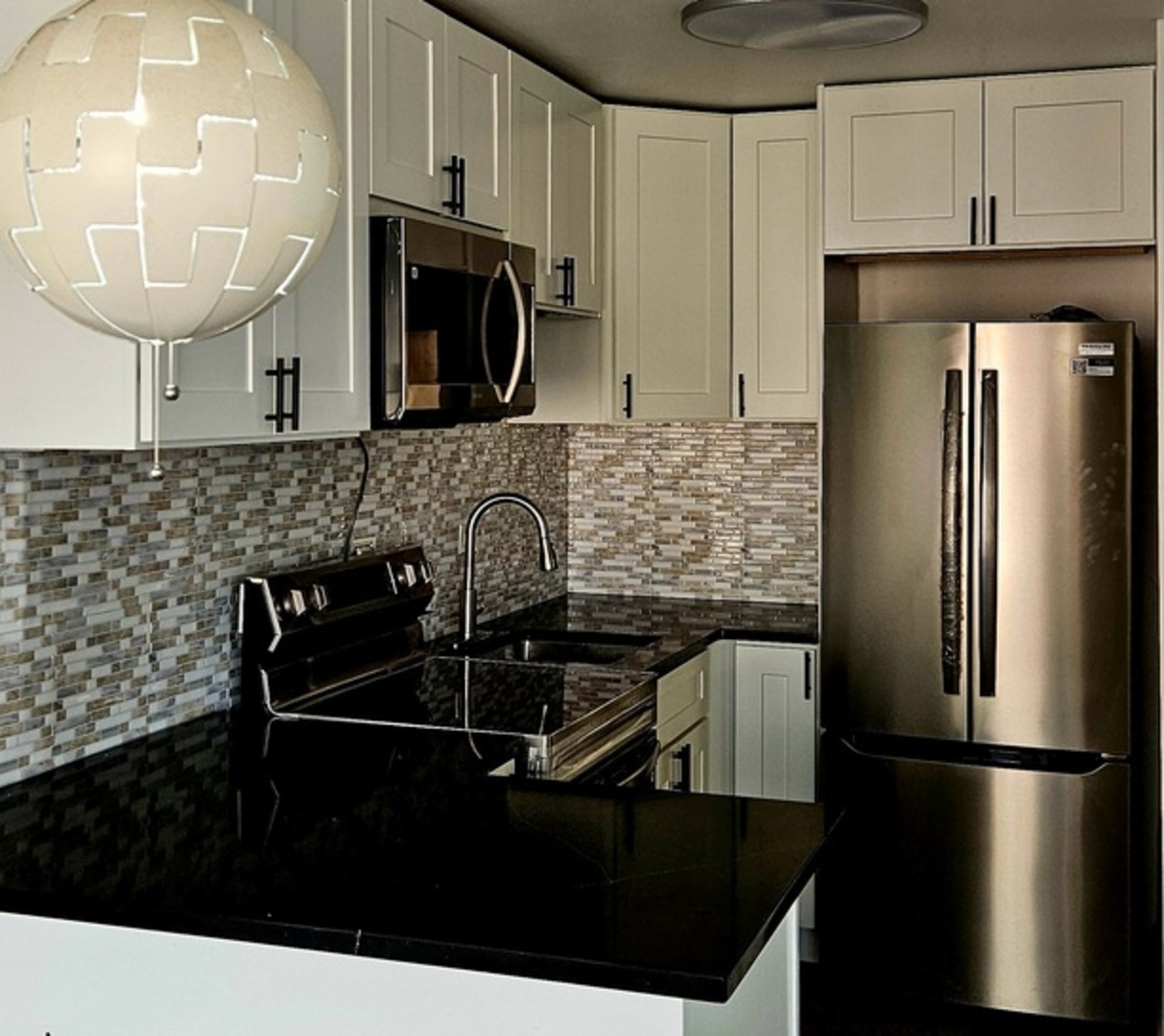 5455 N SHERIDAN Road 1807