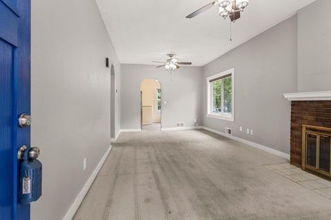 Tiny photo for 901 E Washington Street, Urbana, IL 61801 (MLS # 12731311)
