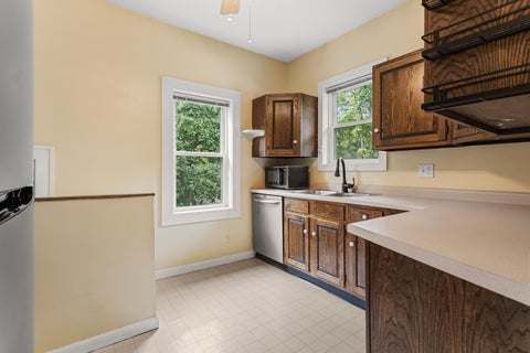 Tiny photo for 901 E Washington Street, Urbana, IL 61801 (MLS # 12731311)