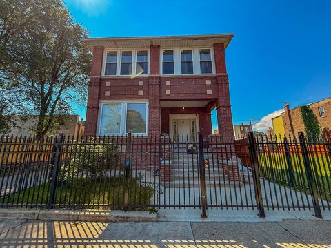 4817 W Jackson Boulevard 2 Chicago IL 60644