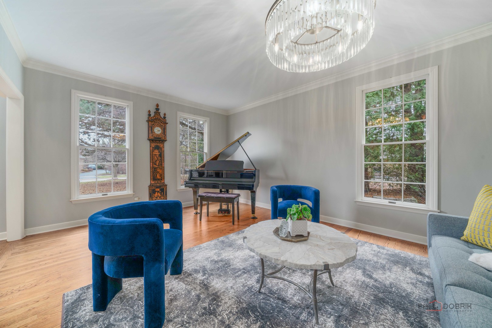 1130 Lawrence Avenue