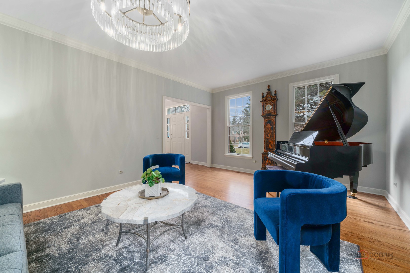 1130 Lawrence Avenue