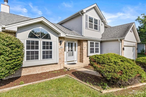 Tiny photo for 380 Regency Court, Aurora, IL 60504 (MLS # 12705972)