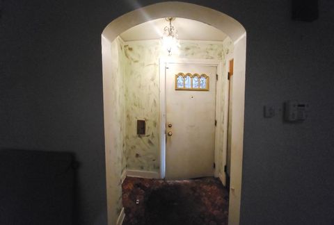 Tiny photo for 9406 S Michigan Avenue, Chicago, IL 60619 (MLS # 12520838)