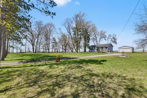 Photo of 9021 Rt. 52 Route, Newark, IL 60541 (MLS # 12607176)