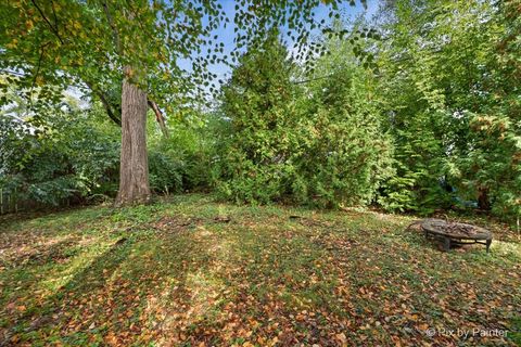 Tiny photo for 1911 Highview Avenue, McHenry, IL 60050 (MLS # 12491790)
