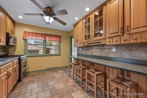 Tiny photo for 1911 Highview Avenue, McHenry, IL 60050 (MLS # 12491790)