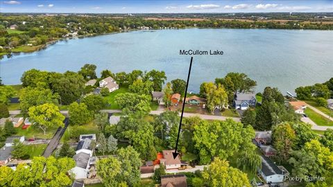 Tiny photo for 1911 Highview Avenue, McHenry, IL 60050 (MLS # 12491790)