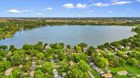 Tiny photo for 1911 Highview Avenue, McHenry, IL 60050 (MLS # 12491790)