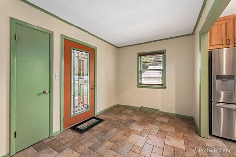 Tiny photo for 1911 Highview Avenue, McHenry, IL 60050 (MLS # 12491790)