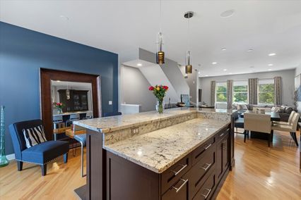 602 W 16th Street