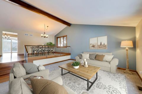 Tiny photo for 16W671 89th Place, Willowbrook, IL 60527 (MLS # 12554878)