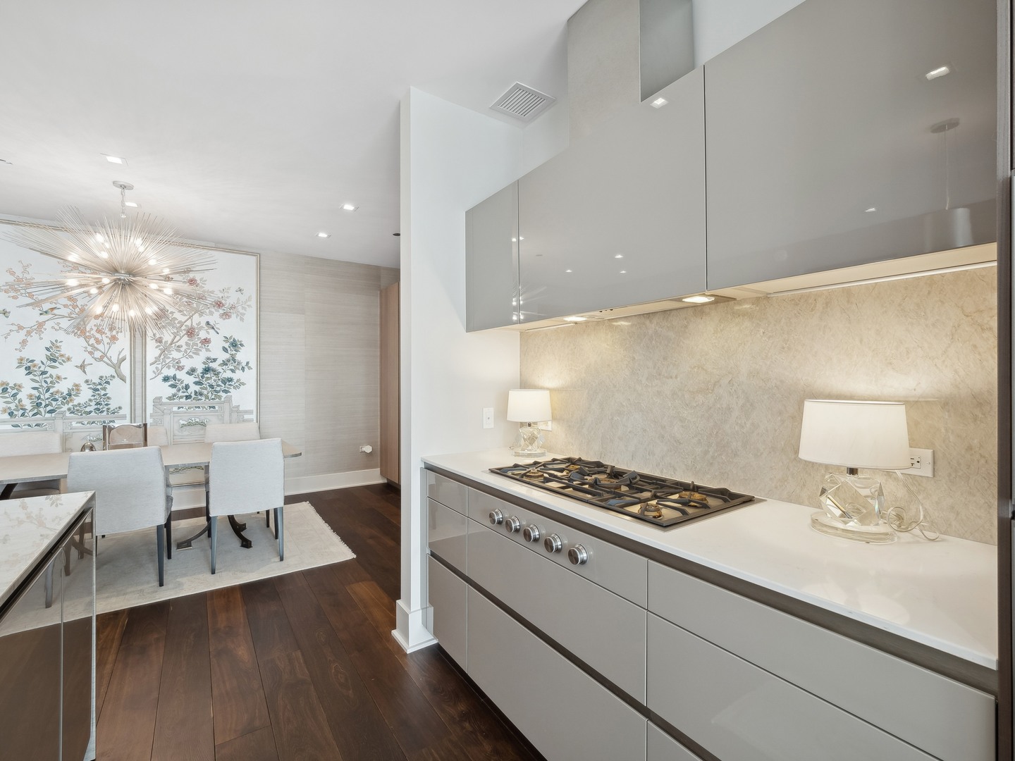 363 E Wacker Drive 2203