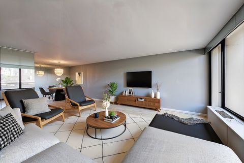 Tiny photo for 3930 N Pine Grove Avenue #607, Chicago, IL 60613 (MLS # 12474077)