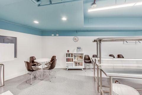 Tiny photo for 3930 N Pine Grove Avenue #607, Chicago, IL 60613 (MLS # 12474077)