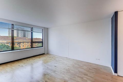 Tiny photo for 3930 N Pine Grove Avenue #607, Chicago, IL 60613 (MLS # 12474077)