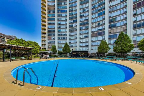 Tiny photo for 3930 N Pine Grove Avenue #607, Chicago, IL 60613 (MLS # 12474077)