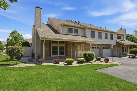 Photo of 9297 Erin Lane, Orland Park, IL 60462 (MLS # 12639928)
