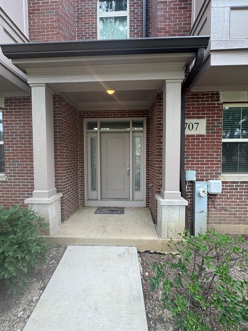 707 N Telluride Court