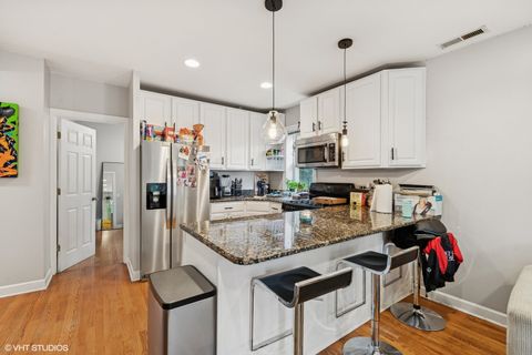 Tiny photo for 4103 N Lawndale Avenue #202, Chicago, IL 60618 (MLS # 12422670)