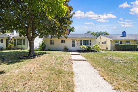 Tiny photo for 402 Oneill Street, Joliet, IL 60436 (MLS # 12472928)