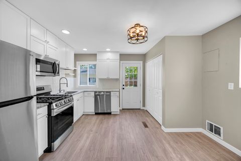 Tiny photo for 402 Oneill Street, Joliet, IL 60436 (MLS # 12472928)