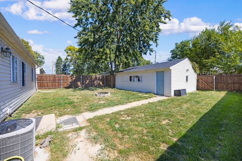 Tiny photo for 402 Oneill Street, Joliet, IL 60436 (MLS # 12472928)