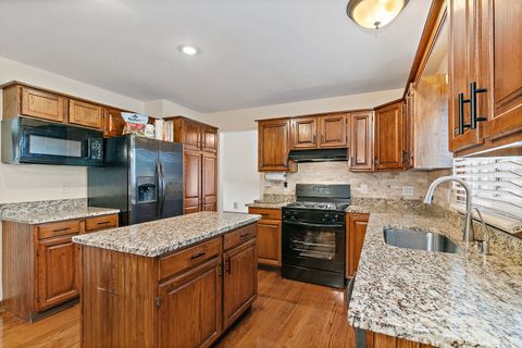 Tiny photo for 6 Amanda Lane, Yorkville, IL 60560 (MLS # 12619502)