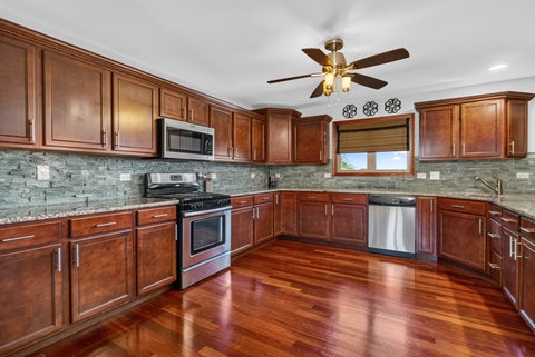 Tiny photo for 571 Northern Lights Way, New Lenox, IL 60451 (MLS # 12566869)