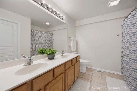 Tiny photo for 2826 Peachtree Circle, Aurora, IL 60502 (MLS # 12665606)