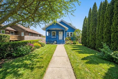 247 HIGHWOOD Avenue Highwood IL 60040