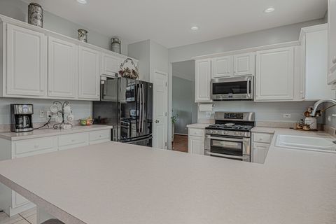 Tiny photo for 17 Riverwalk Court, Port Barrington, IL 60010 (MLS # 12523592)