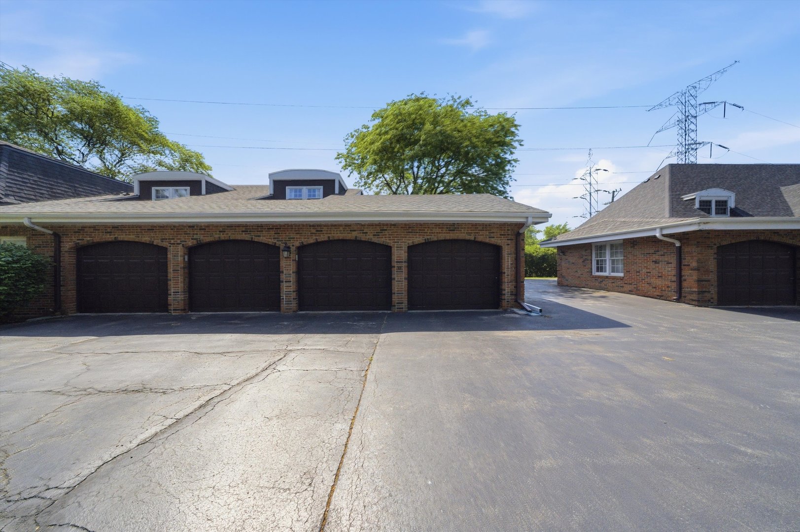 12642 S London Lane 3