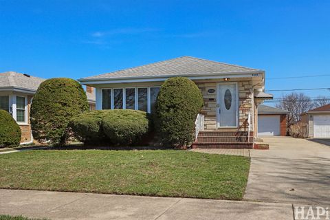 Tiny photo for 8049 N Overhill Avenue, Niles, IL 60714 (MLS # 12603684)