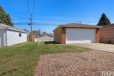 Tiny photo for 8049 N Overhill Avenue, Niles, IL 60714 (MLS # 12603684)