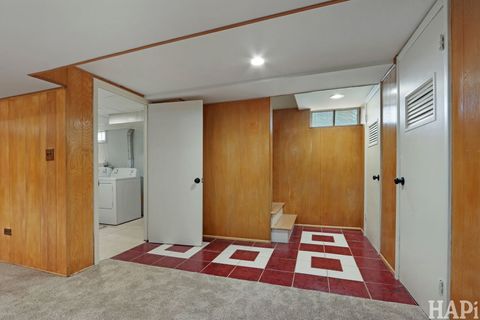 Tiny photo for 8049 N Overhill Avenue, Niles, IL 60714 (MLS # 12603684)