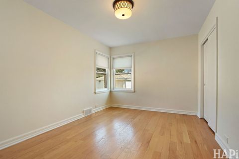 Tiny photo for 8049 N Overhill Avenue, Niles, IL 60714 (MLS # 12603684)