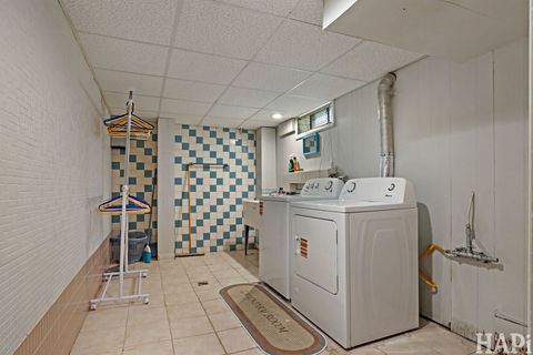 Tiny photo for 8049 N Overhill Avenue, Niles, IL 60714 (MLS # 12603684)