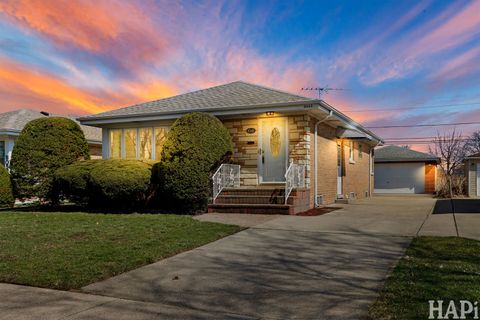 Tiny photo for 8049 N Overhill Avenue, Niles, IL 60714 (MLS # 12603684)