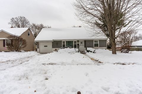 Photo of 2911 18th Avenue, Rockford, IL 61108 (MLS # 12529955)