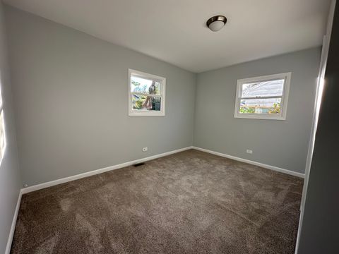 Tiny photo for 225 Pleasure Drive, Mundelein, IL 60060 (MLS # 12434729)