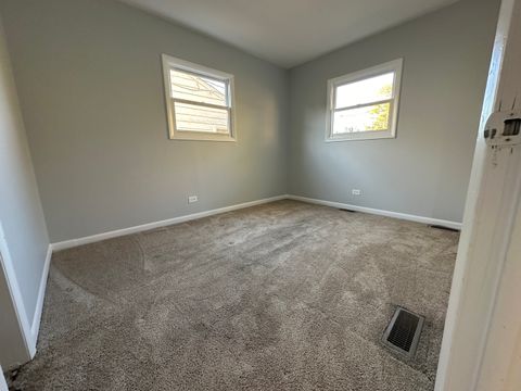Tiny photo for 225 Pleasure Drive, Mundelein, IL 60060 (MLS # 12434729)