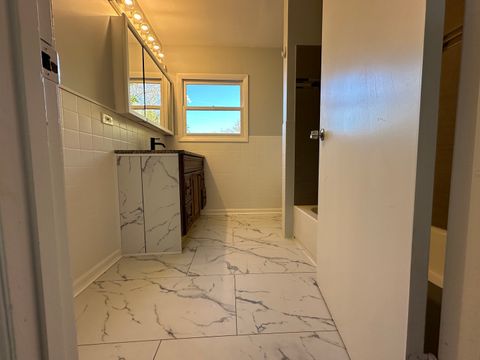 Tiny photo for 225 Pleasure Drive, Mundelein, IL 60060 (MLS # 12434729)
