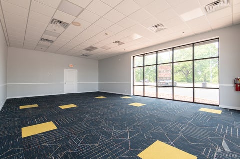 Tiny photo for 7929 W Cermak Road #I, North Riverside, IL 60546 (MLS # 12761900)