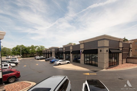 Tiny photo for 7929 W Cermak Road #I, North Riverside, IL 60546 (MLS # 12761900)