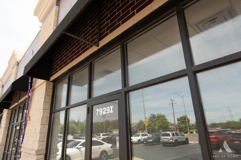 Tiny photo for 7929 W Cermak Road #I, North Riverside, IL 60546 (MLS # 12761900)