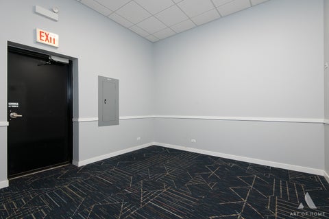 Tiny photo for 7929 W Cermak Road #I, North Riverside, IL 60546 (MLS # 12761900)