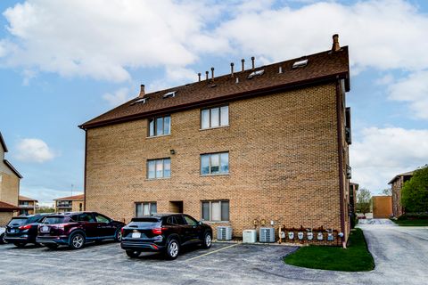 Tiny photo for 7932 Paxton Avenue #1B, Tinley Park, IL 60477 (MLS # 12032198)
